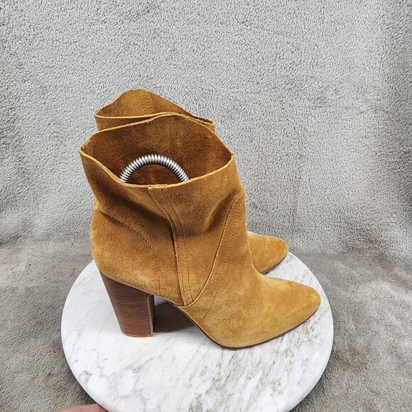 Vince Camuto Shoes Womens Size 7.5 Creestal Brown Suede Ankle Boots *Read* - Picture 4 of 11